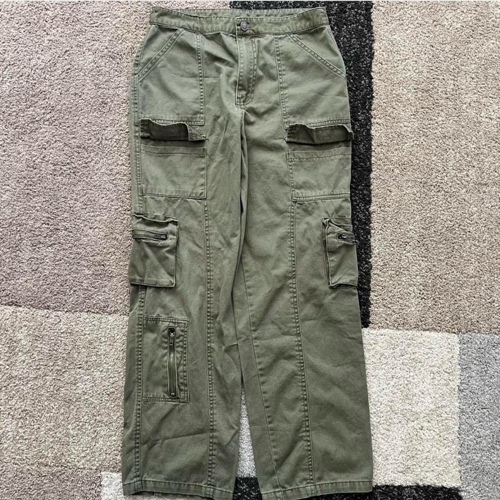 Women's Olive Cargo Pants